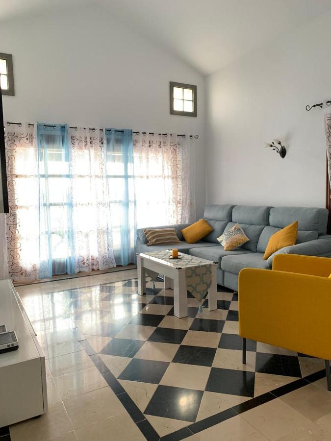 Villa Denise Яйса Екстериор снимка